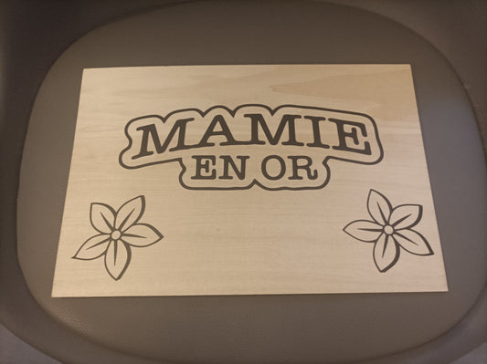 Cadre mamie en or